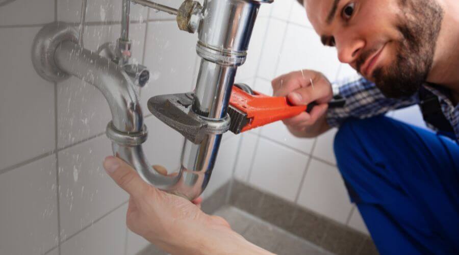 Local expert plumbing services in Mount Hope, KS